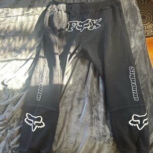 FOX RACING x SUPREME SWEATPANTS